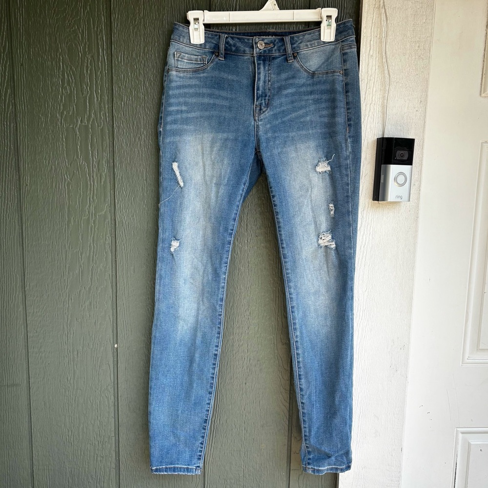 Rewash Distressed Medium Wash Skinny Jeans Size 9 Juniors